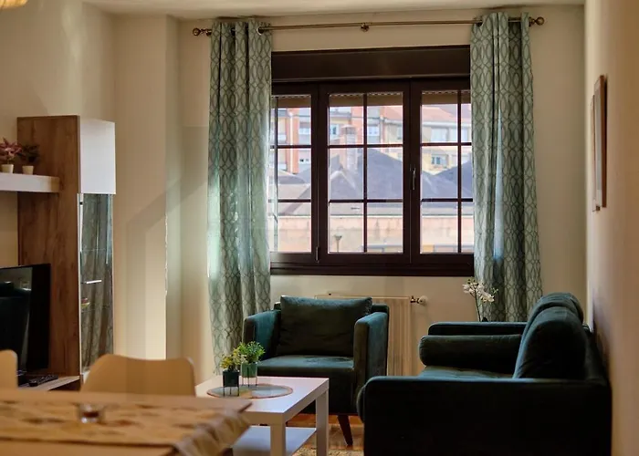 Appartement Verdemar - Con Plaza De Garaje A 5 Min Del Centro. Oviede